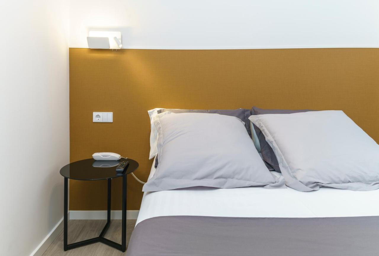 סנטיאגו דה קומפוסטלה Hotel Concheiros מראה חיצוני תמונה